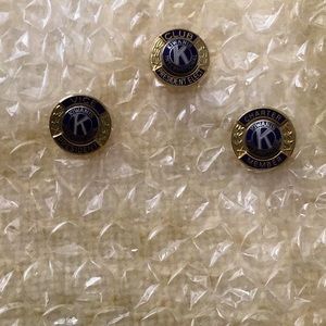 Kiwanis International Pins Vice President & ClubPresident Elect &Charter Member